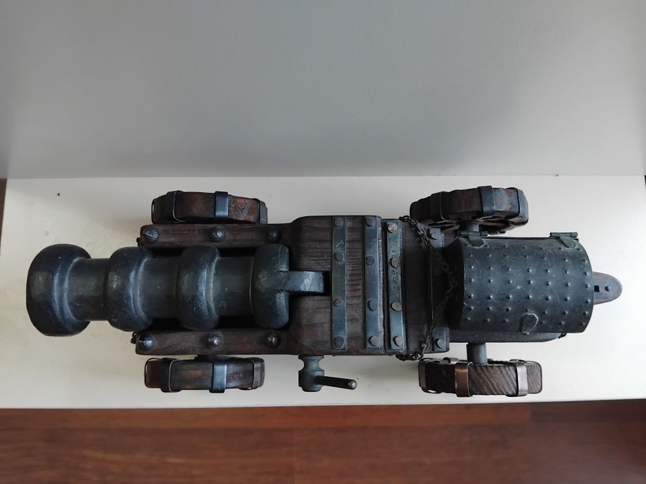 Стари макети на Испанки оръдия