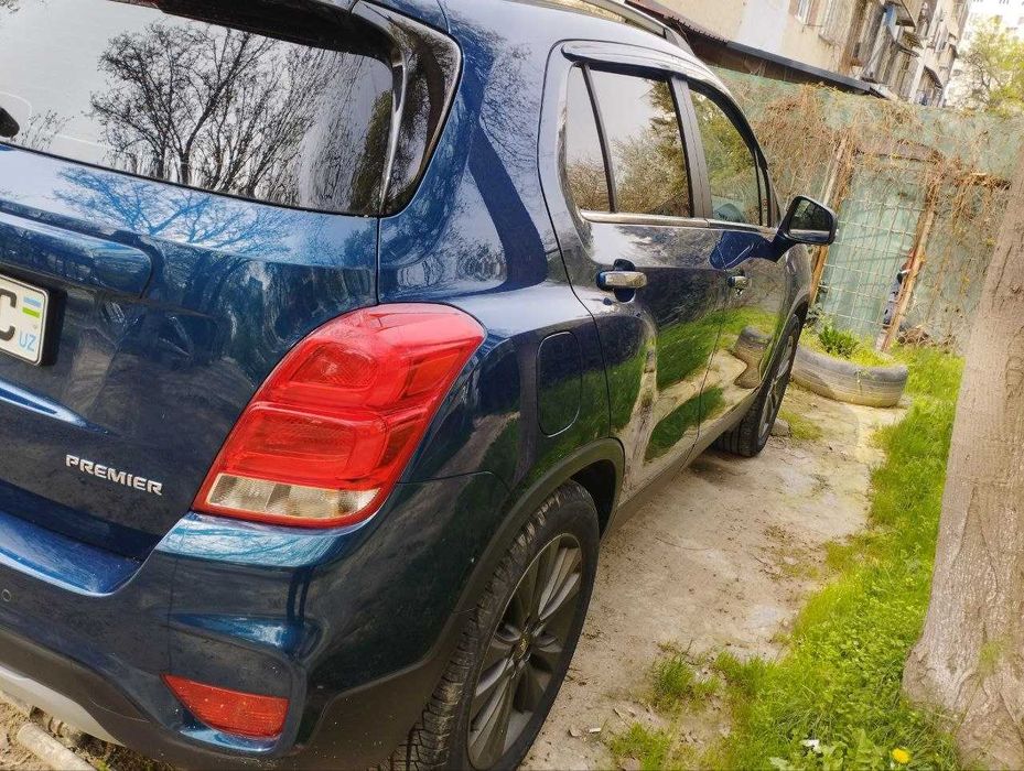 Продается срочно! TRACKER-1 PREMIER, 2019г.в., Синий