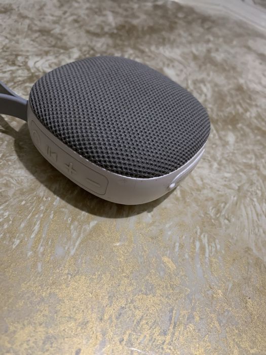 Бумбокс корманный