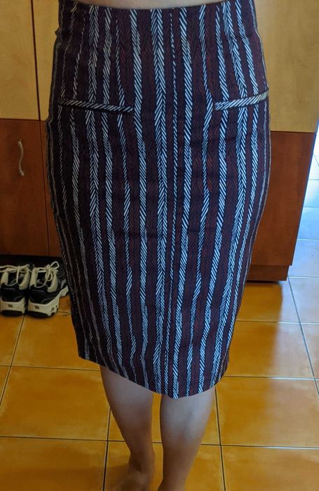 Fuste noi marimea 36