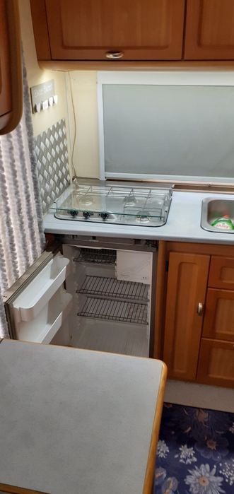 Продавам кемпер фиат дукато 2.5 тди