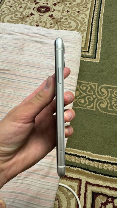 Айфон 11 белый цвет