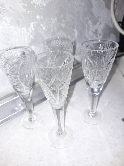 Продам хрустальные рюмки советские