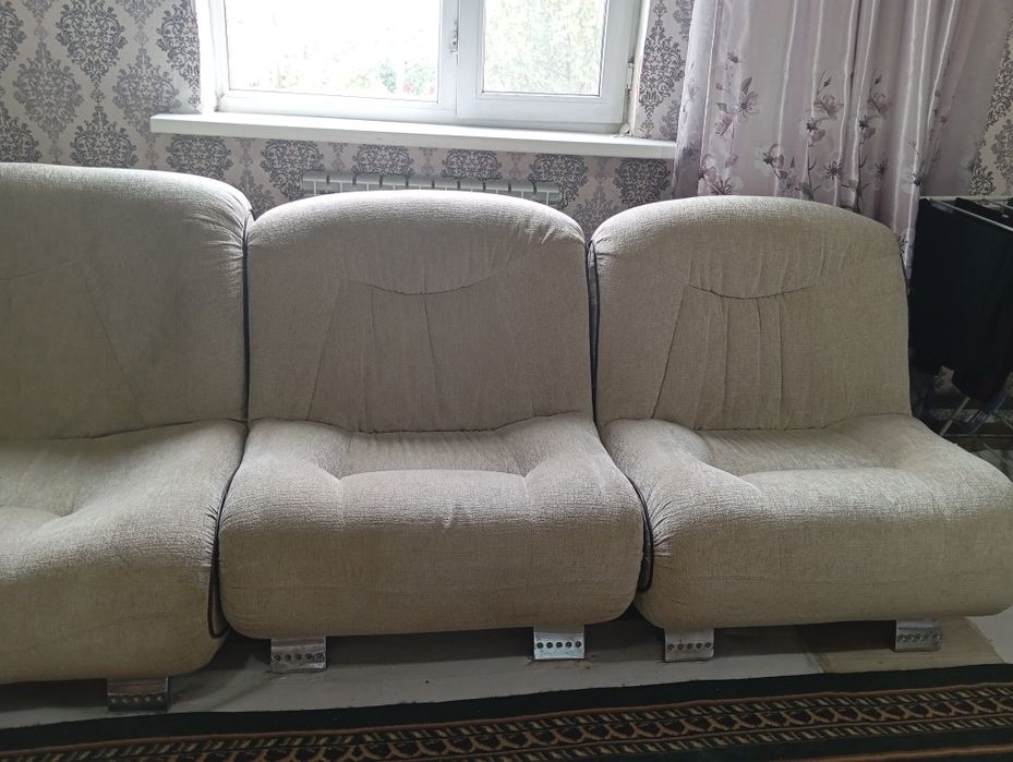 Диван в отличном состоянии