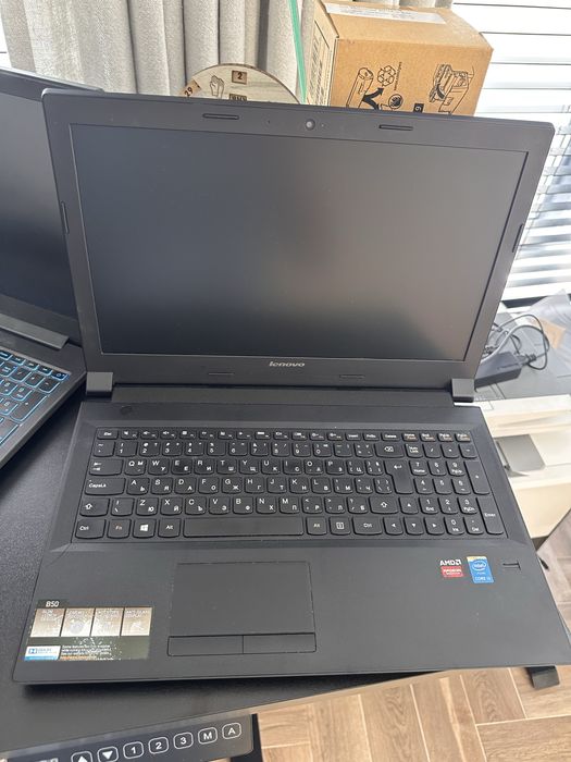 Лаптоп Lenovo B50-80 i3