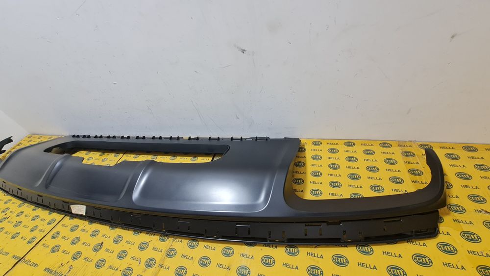Spoiler bara spate NOU Audi Q7 4M S line SQ7 4M0807521B