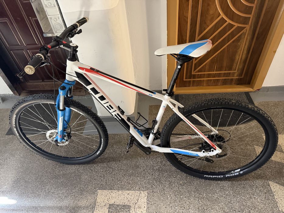 Bicicleta Cube Aim 27.5