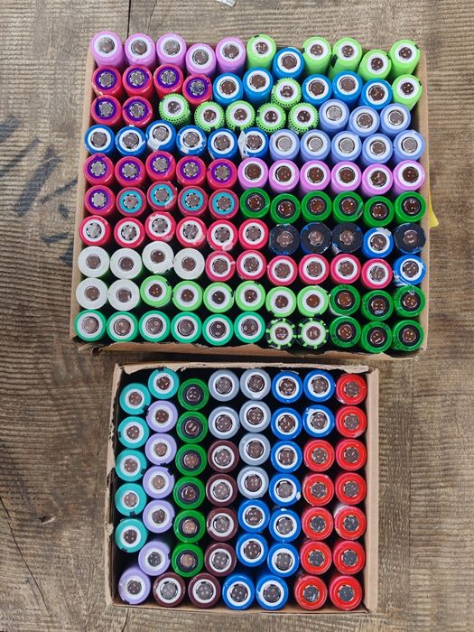 Маркови елементи 18650