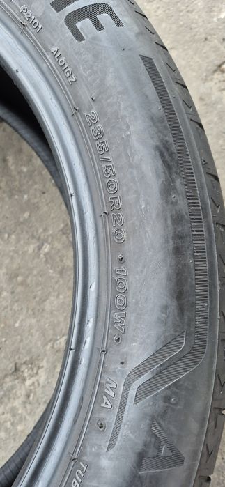 4 anvelope vara Bridgestone 235/50/20,dot 2022.Pret/bucata