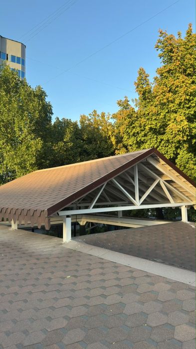 Продам мягкую кровлю со стропилами