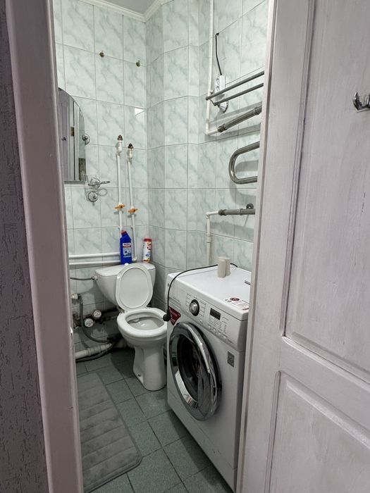 Сдам по суточно  район Достыка