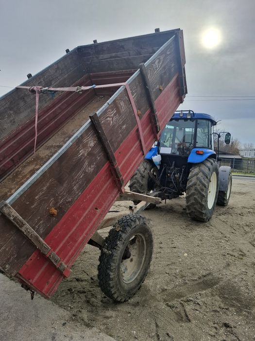 Remorcă de tractor basculabila
