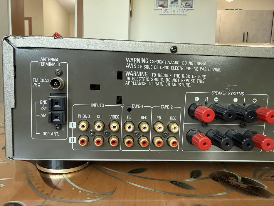 Denon DRa-1000 стерео ресивър