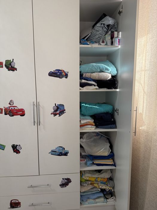 Продам мебель в детскую