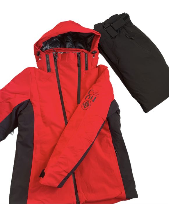 Горнолыжный  комбенизон