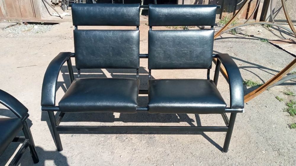 3 va 4 kishilik kreslo