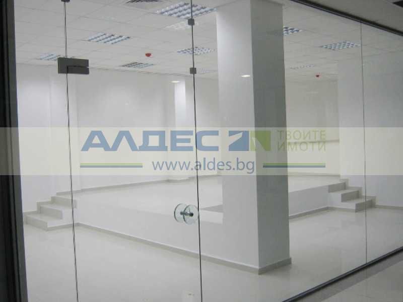 Продава се Магазин в София, Младост 3 - 107 кв.м за 1356 €/кв.м - Снимка #3