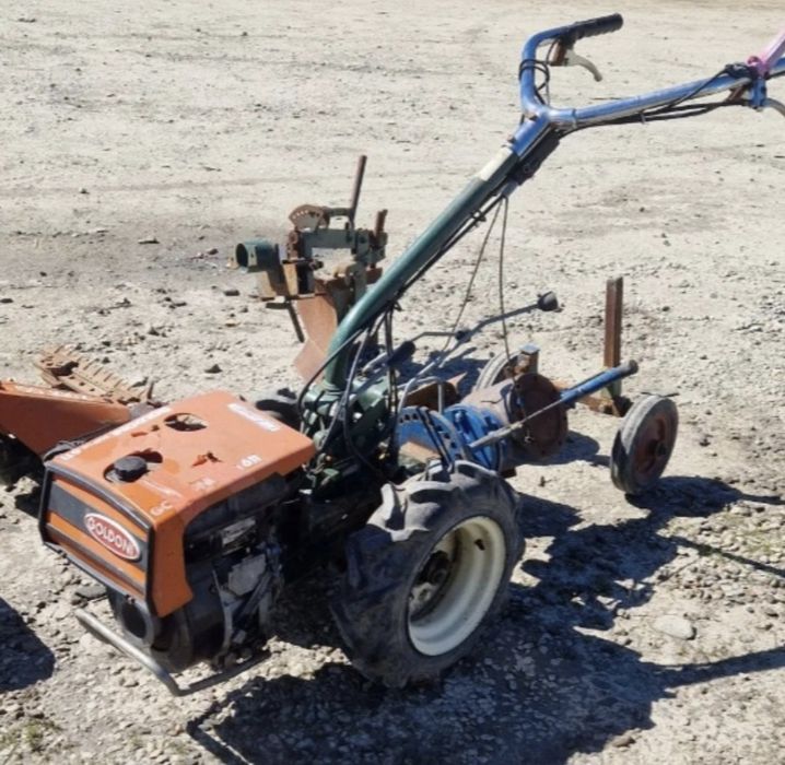 Motocoasa, motocultor cu freza, plug si coasa Goldoni