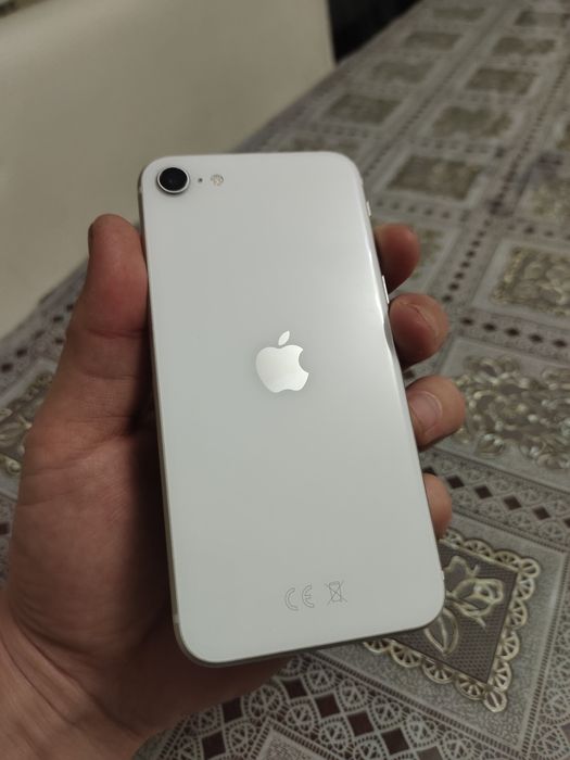 Продам iPhone 8se