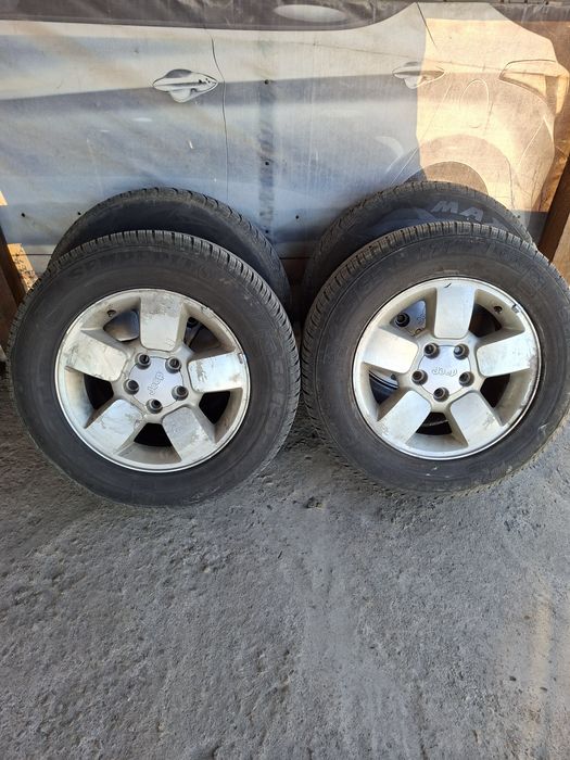 Джанти с гуми 17ц За JEEP Гранде Чероки