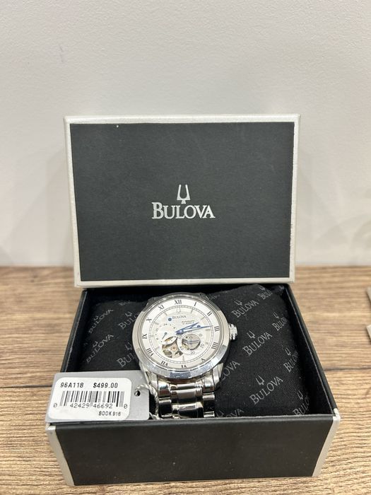 Наручные часы Bulova