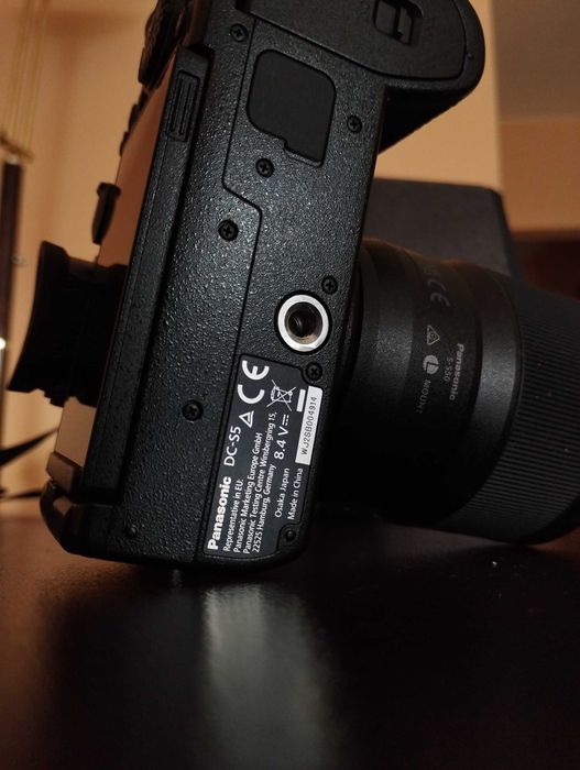 Фотоапарат Panasonic Lumix S5  и обектив Lumix S 50mm f/1.8