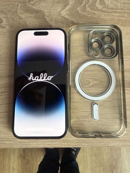 Продавам iphone 14 pro