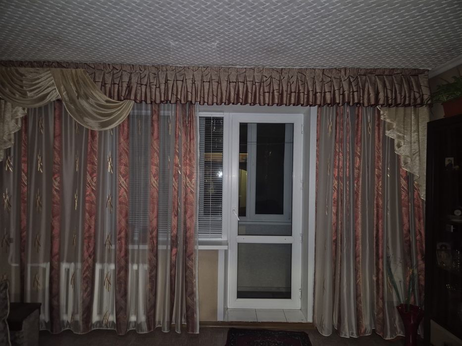 Комплект штор для зала