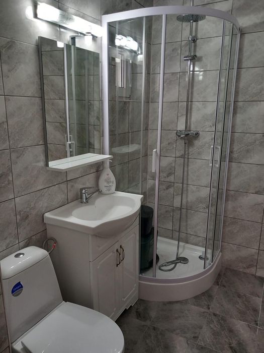 Inchiriez garsoniera