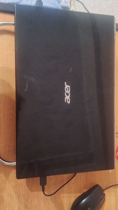 Acer Aspire  v3 - 551g