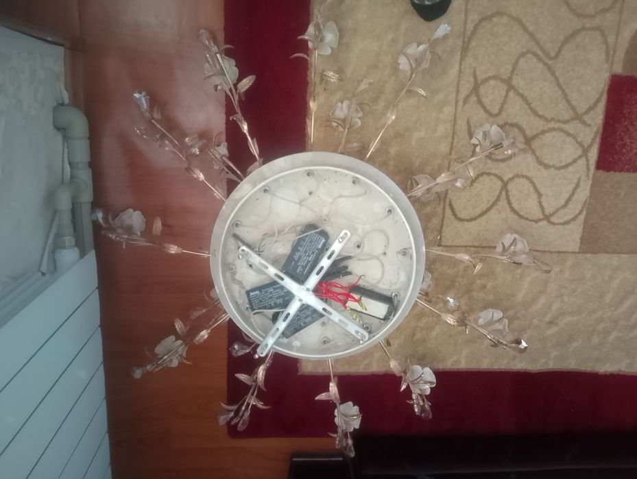 Люстра оригинальная 25000