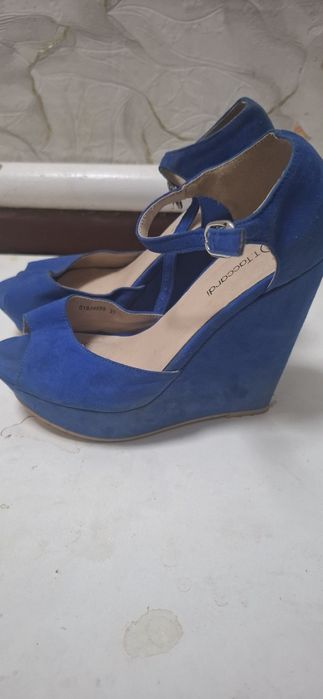 Продам туфли платформа