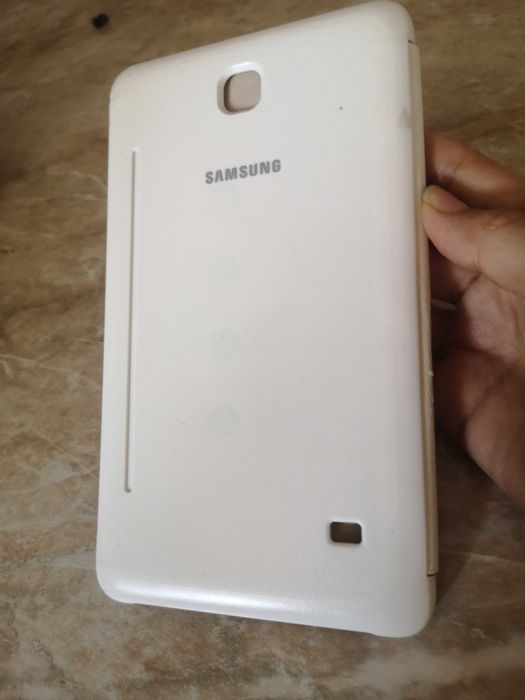 Galaxy tab4 7.0 белый