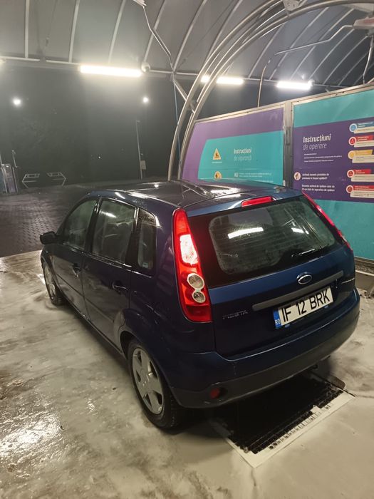 Ford fiesta din 2008 motor 1.4 benzina + gaz