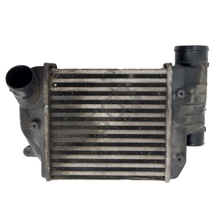Ляв интеркулер AUDI A6 (4F, C6) 2004-2011 ID: 121019