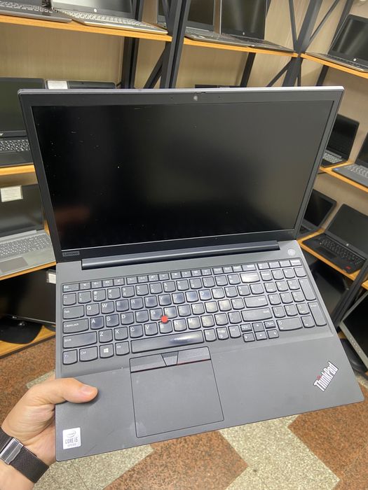 LenovoThinkpad/i5-10gen/8gb/256gb