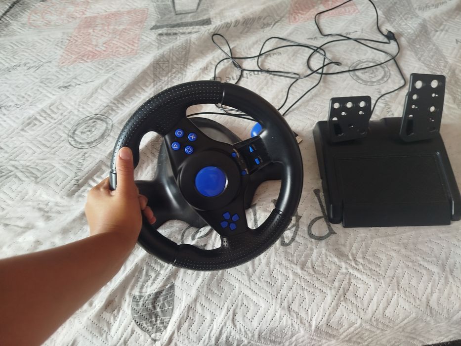 Игровой руль  GT-V7