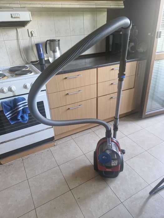 Прахосмукачка Philips PowerPro Compact PowerCyclone  5