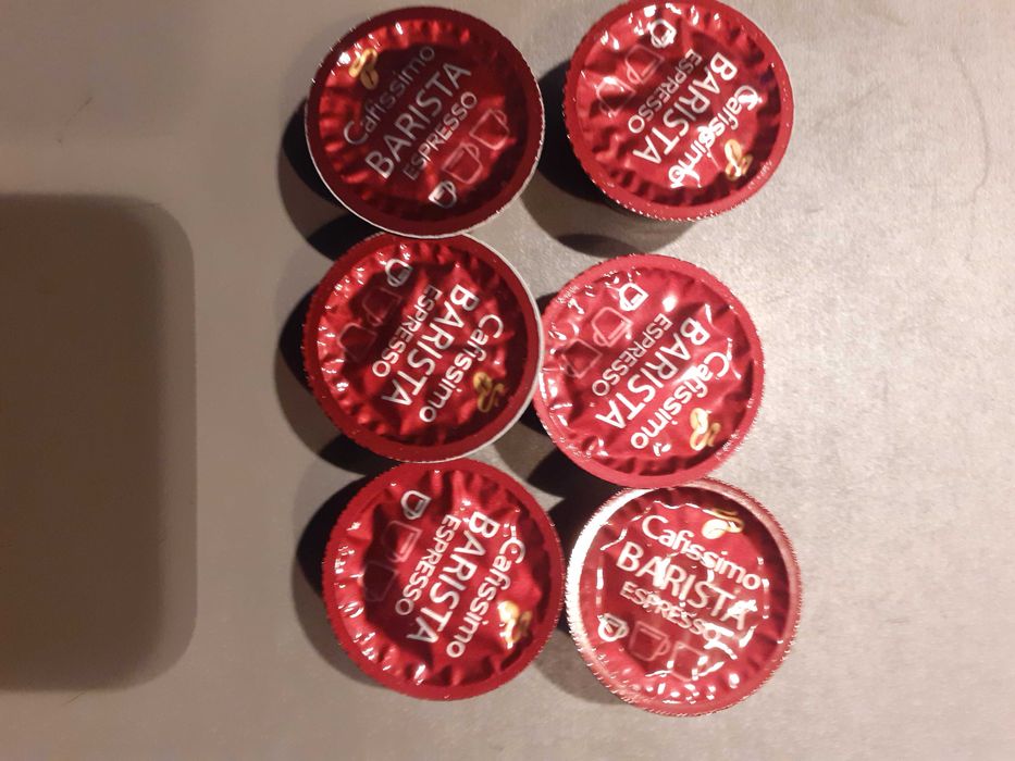 Vaind aparat de cafea Saeco cu capsule cu 28 capsule