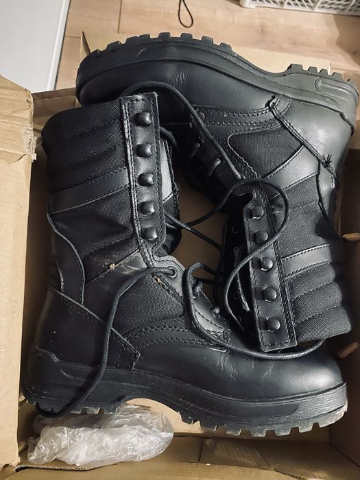 Срочно продам берцы!