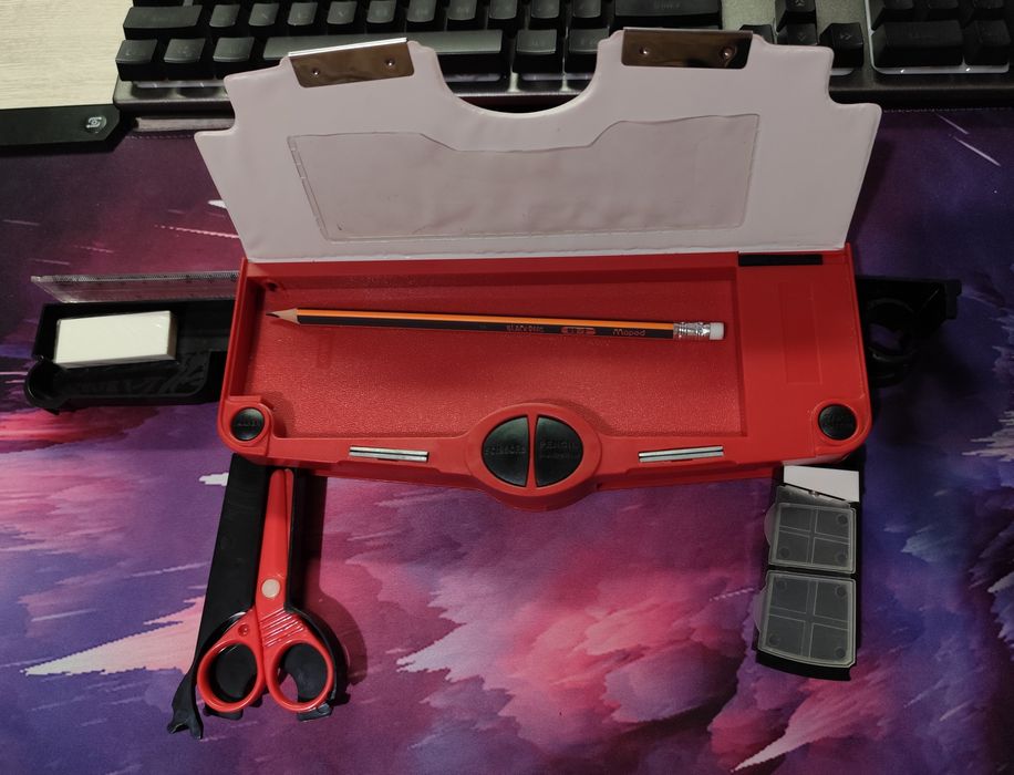 Пенал многофункциональный "Cars 2"