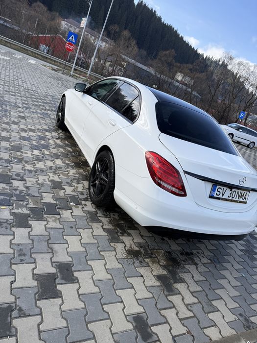 Vând Mercedes C220 2014