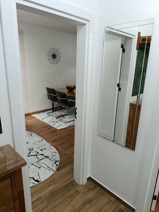 Дава се под наем Двустаен апартамент в Асеновград - 65 кв.м за 392.7 € - Снимка #2