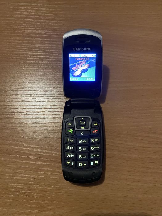 Продам телефон Samsung