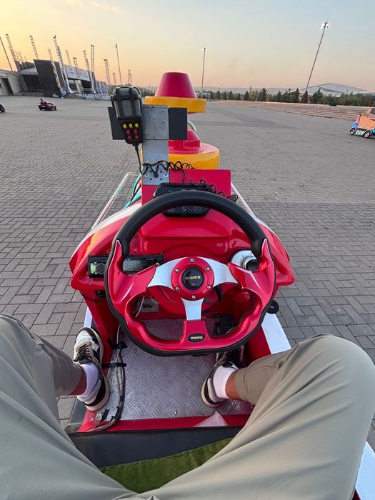 Паровоз, поезд,  паровозик Аттракцион