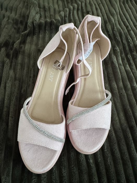 Sandale elegante marimea 40