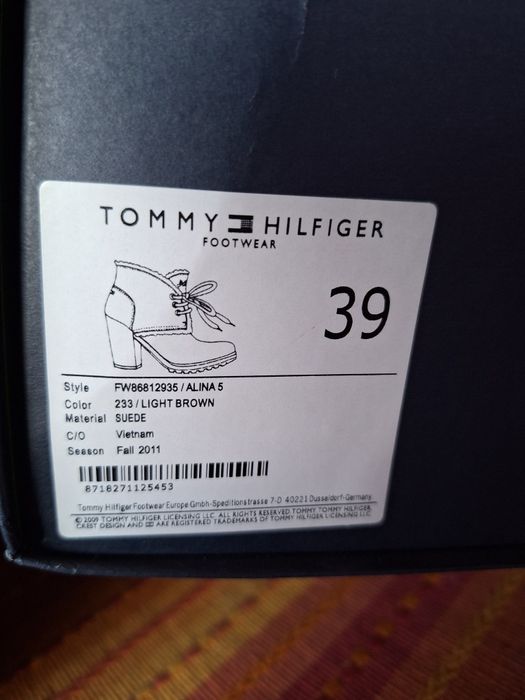 Tommy Hilfiger Дамски Боти 39 номер