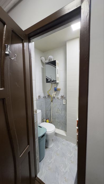 Срочно Продаётся 1-комнатная квартира. Адресс-Нурафшан Микрорайон