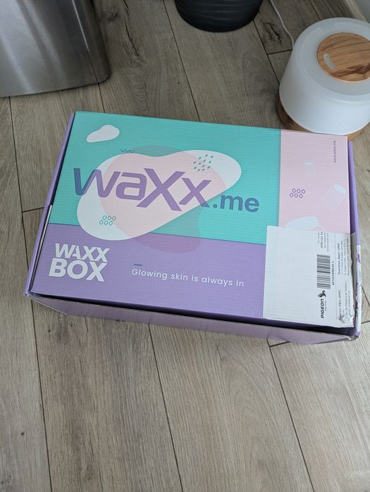 Кола маска  WAXX BoX