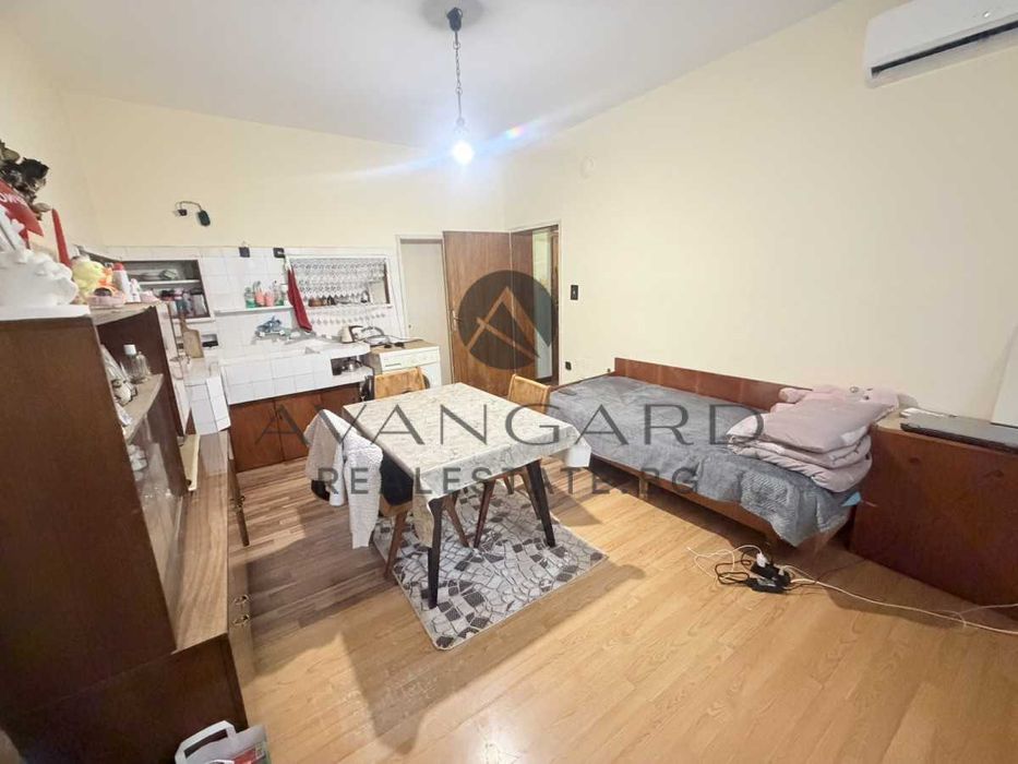 оф.25192 Етаж от къща до УМБАЛ Пълмед